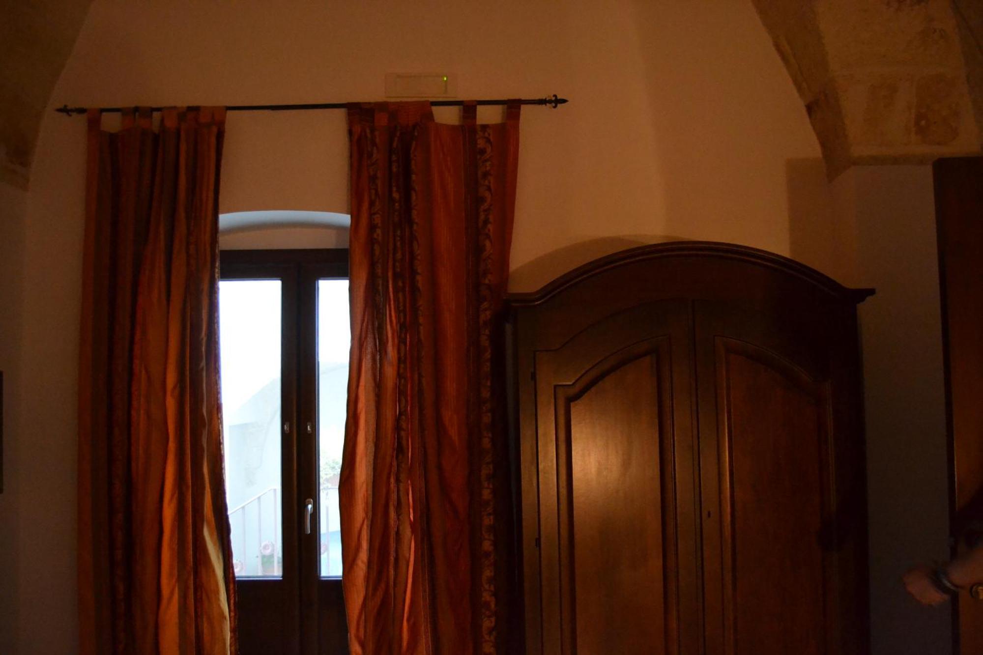 Al Borgo Antico Ristorante E B&B Crispiano Buitenkant foto