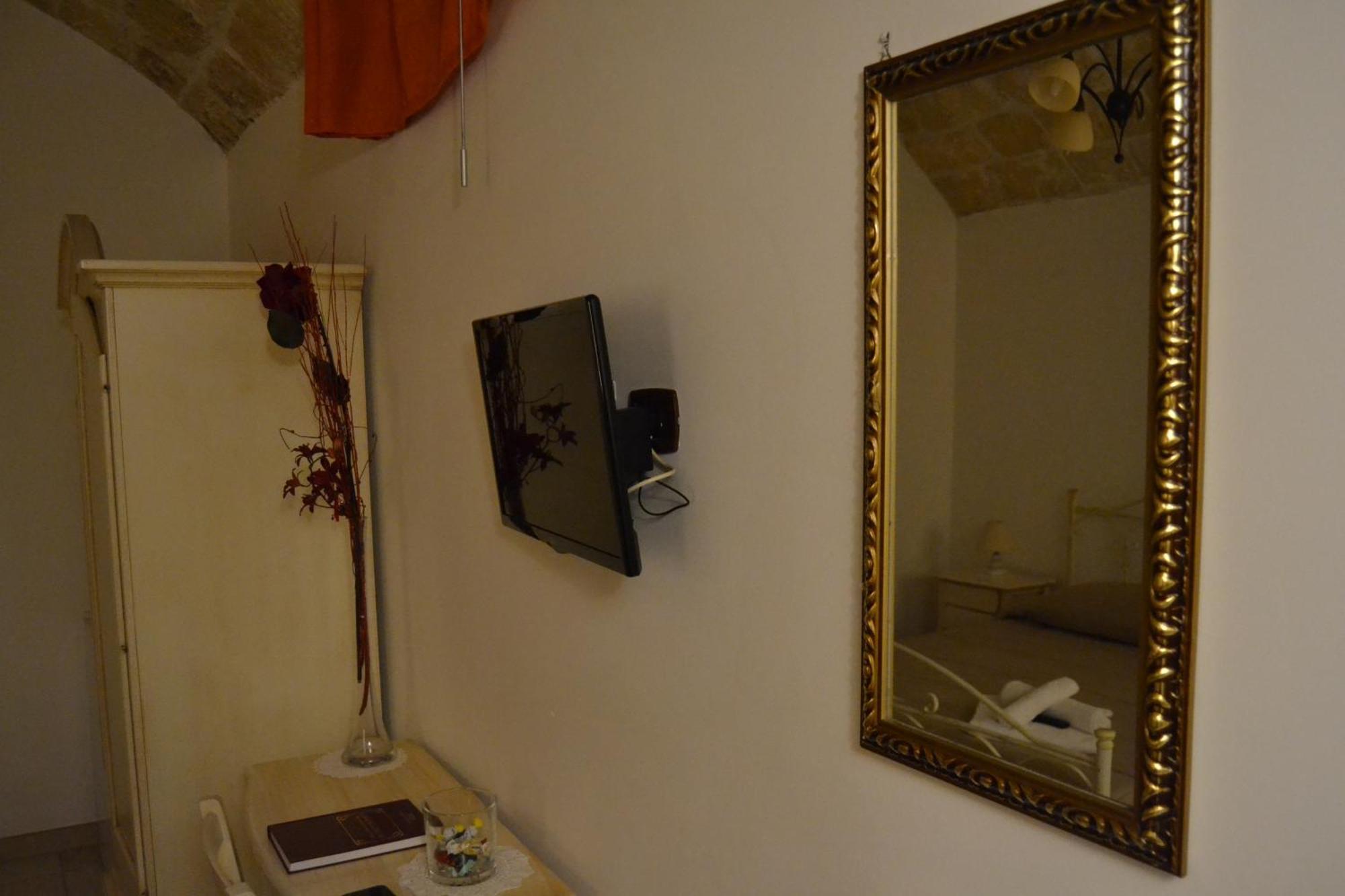 Al Borgo Antico Ristorante E B&B Crispiano Buitenkant foto