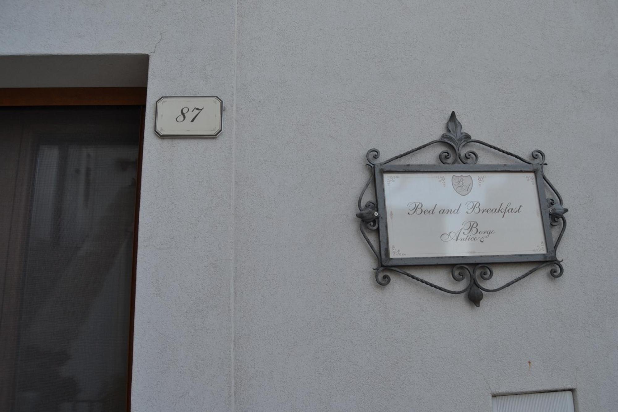 Al Borgo Antico Ristorante E B&B Crispiano Buitenkant foto